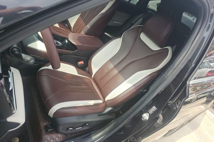 Used Geely Auto Monjaro L 2021 2.0TD DCT EVO Two-Wheel Drive Smart Luxury Version
