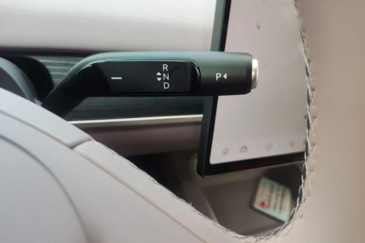 Used ONVO L60 2024 60 kWh Rear-Drive Version