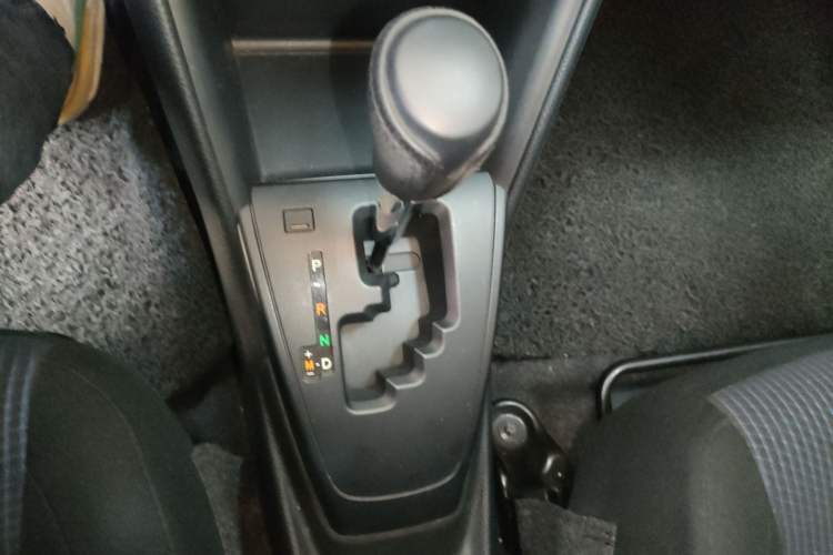 Used Toyota YARiS L Zhi Xuan 2016 Revised 1.5E CVT Charming Edition