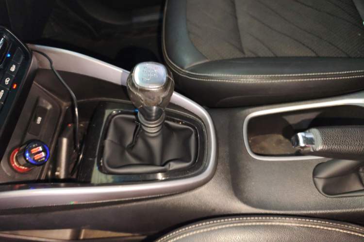 Used Baojun 510 2017 1.5L Manual Fashion Model