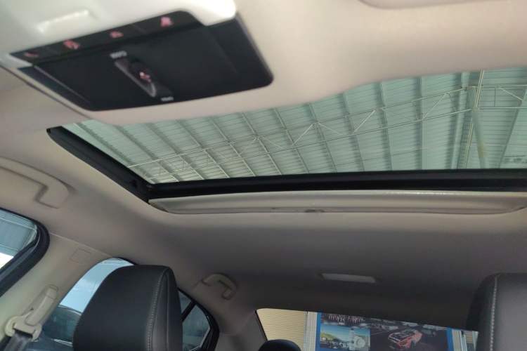 Used Nissan Sylphy 2025 1.6L CVT Genuine Edition Headliner