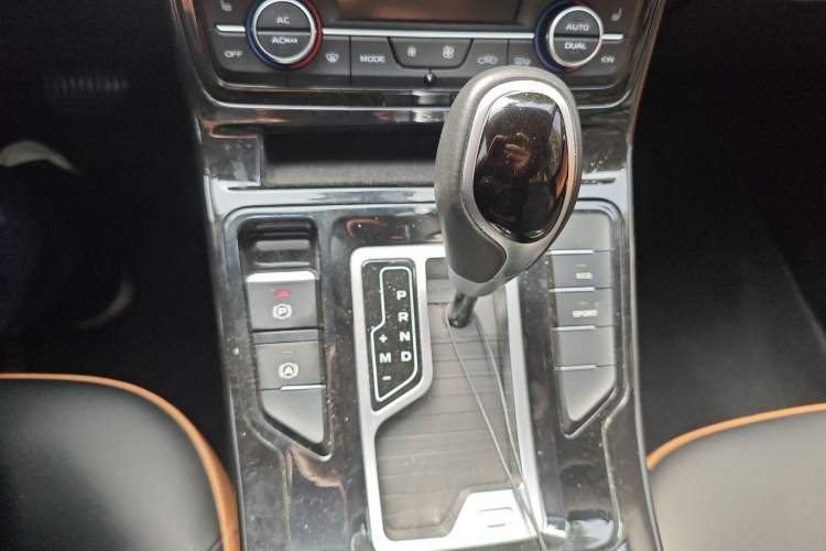 Used Geely Auto Emgrand GL 2020 1.4T CVT Luxury Edition
