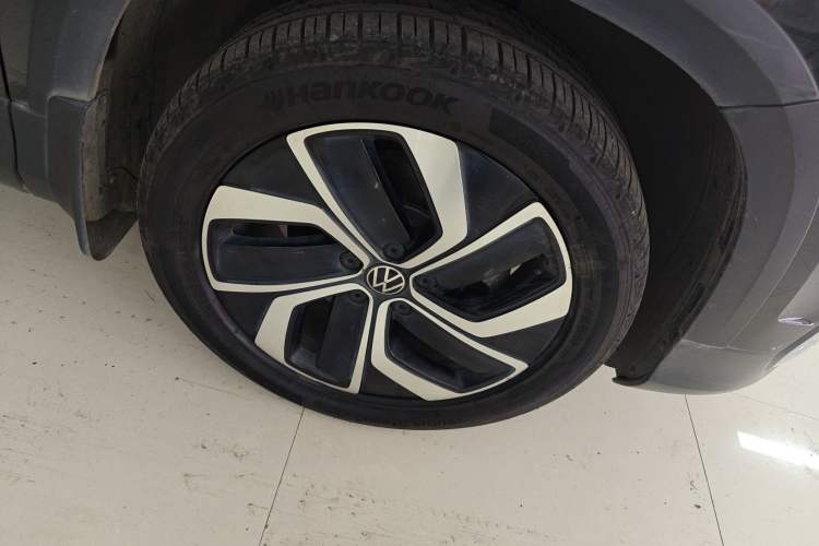 Used Volkswagen Tharu 2023 300TSI Two-Wheel-Drive Full Moon Edition