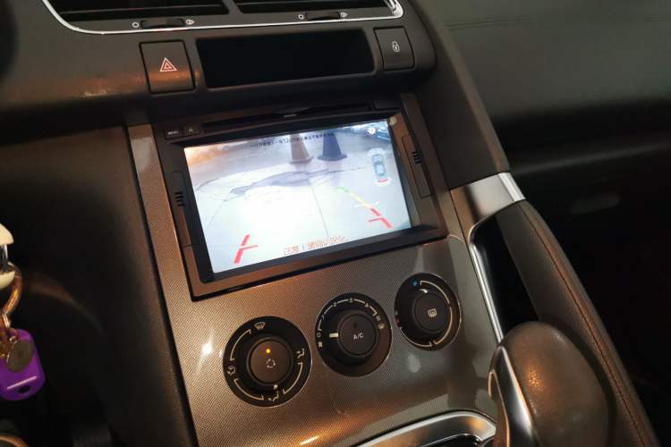 Used Peugeot 3008 2016 2.0L Automatic Classic Edition