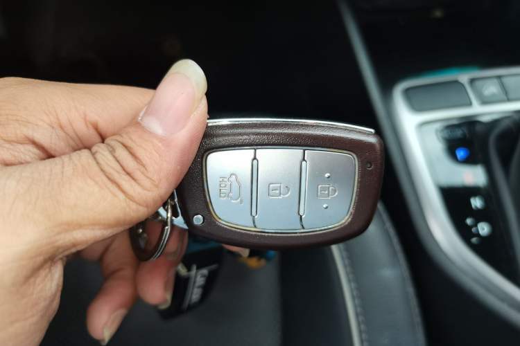 Used Hyundai ix25 2015 1.6L Automatic Two-Wheel Drive Smart GLS Trim