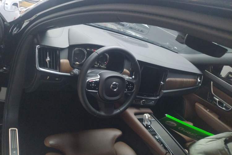 Used Volvo S90 2021 B5 Zhiyuan Luxury Edition