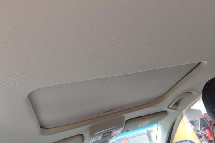 Used Geely Auto Emgrand GL 2018 1.8L DCT Elite Smart Connectivity Version
