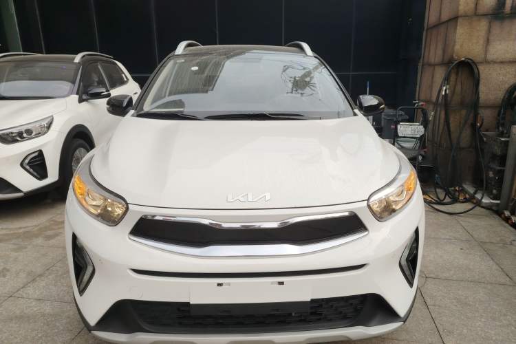 Used Kia kx1 Stonic 2021 1.4L CVT Sunroof Model