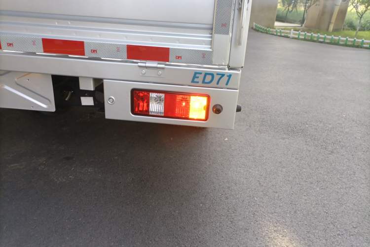 Used Ruichi ED71 2022 ED71 Cargo Pioneer Model I
