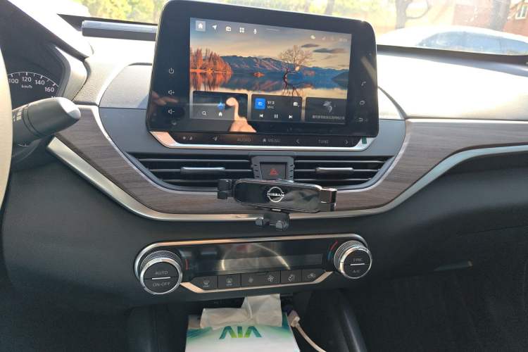 Used Nissan Teana 2021 2.0L XL Comfort Edition Audio And AC Panel