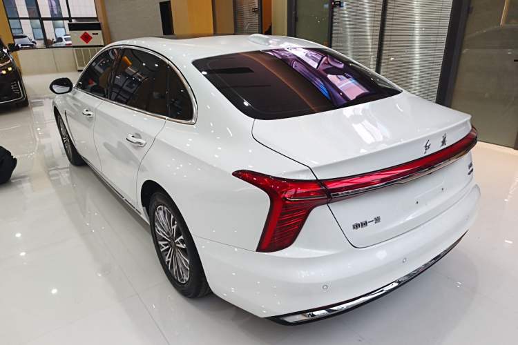 Used Hongqi H5 2023 2.0T Automatic Smart Connect Flagship Edition