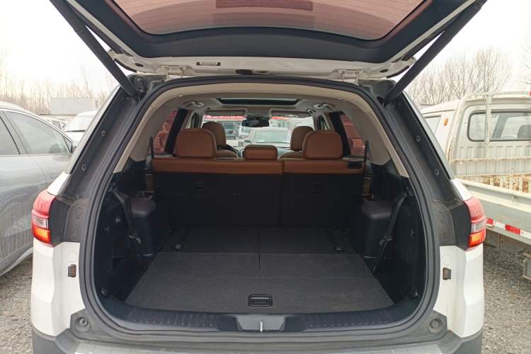 Used Changan CS95 2017 2.0T Two-Wheel Drive Zhitu Edition