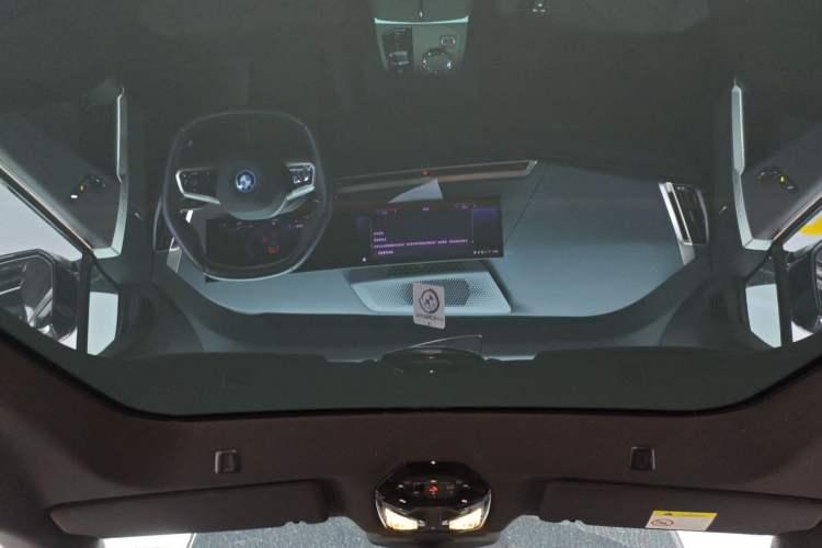 Used BMW iX 2022 xDrive40
