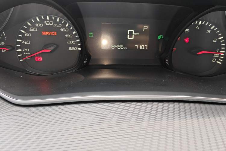 Used Peugeot 308 2016 1.6L Automatic Luxury Edition