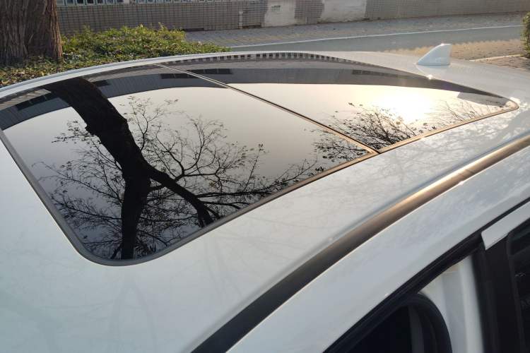 Used Honda Vezel 2020 1.5L CVT Pioneer Edition
