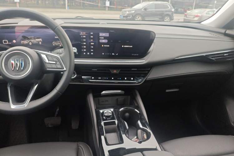 Used Buick Envision 2025 25T Entry-Grade Platinum Edition
