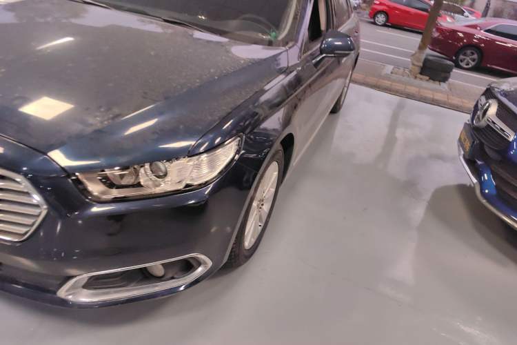 Used Ford Taurus 2016 EcoBoost 180 Luxury Model