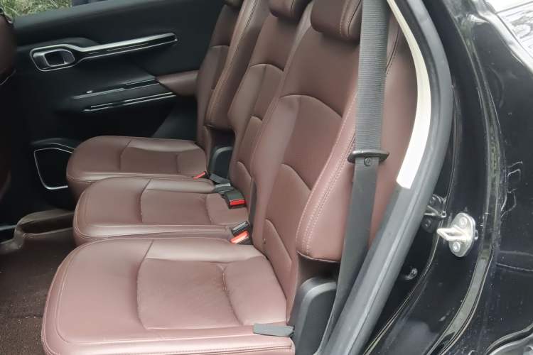 Used Geely Auto Haoyue 2020 1.8TD DCT Flagship 7-Seater
