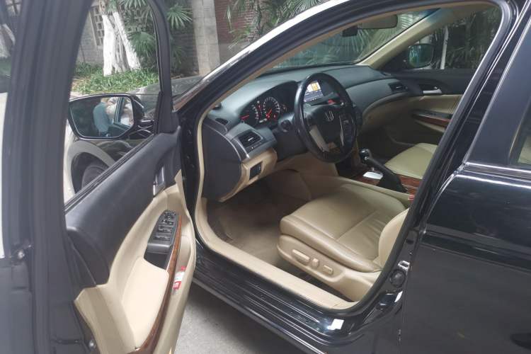 Used Honda Accord 2011 2.4L LX