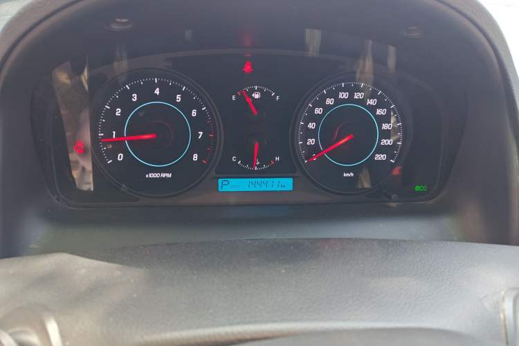 Used Chevrolet Captiva 2014 2.4L 4x4 Flagship Edition 7 Seats