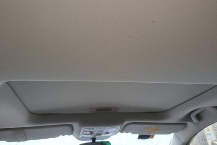 Used Geely Auto GX7 2015 Sports Edition 2.0L Automatic Luxury Upgrade Version China V Standard
