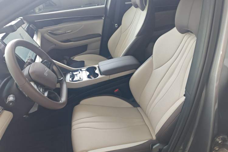 Used BYD Song PLUS New Energy 2025 DM-i Smart Drive 112KM Prestige Model
