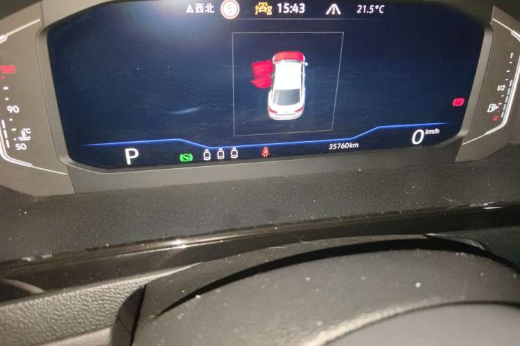 Used Volkswagen FAW-Volkswagen CC 2023 380TSI Striking Edition Odometer Close Up