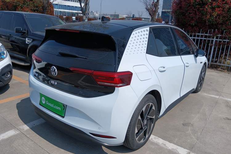 Used Volkswagen ID.3 2023 Upgraded Model Pure Intelligent Enjoyment Version Rear Right 45 Deg