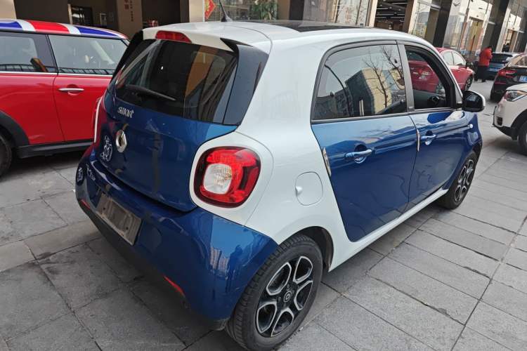 Used smart forfour 2018 1.0L 52kW Passion Edition
