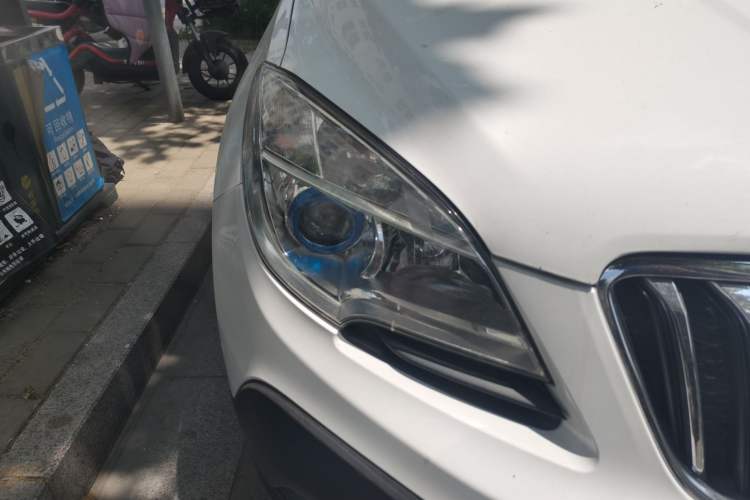 Used Buick Encore 2015 1.4T Automatic Two-Wheel Drive Urban Elite Version