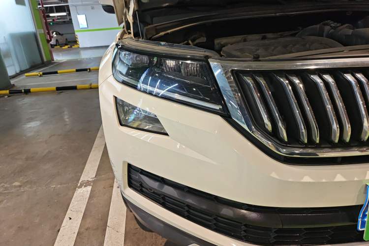 Used Skoda Kodiaq 2019 Facelifted TSI330 7-Seater Two-Wheel-Drive Luxury Enjoyment Edition China VI Standard
