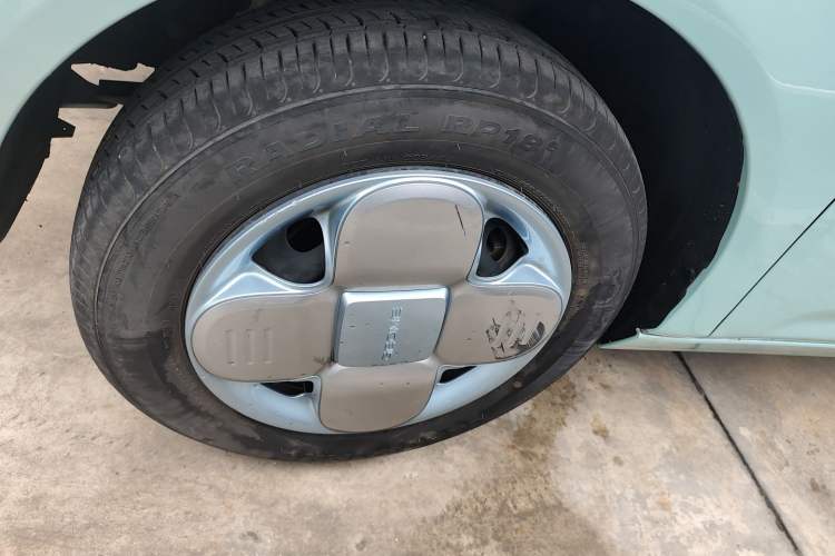 Used Geely Galaxy Panda 2023 Panda Mini 200km Endurance Bear
