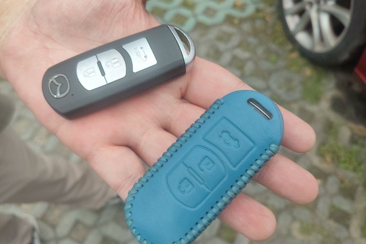 Used Mazda Atenza 2014 2.5L Blue Sky Prestige Edition Vehicle Key