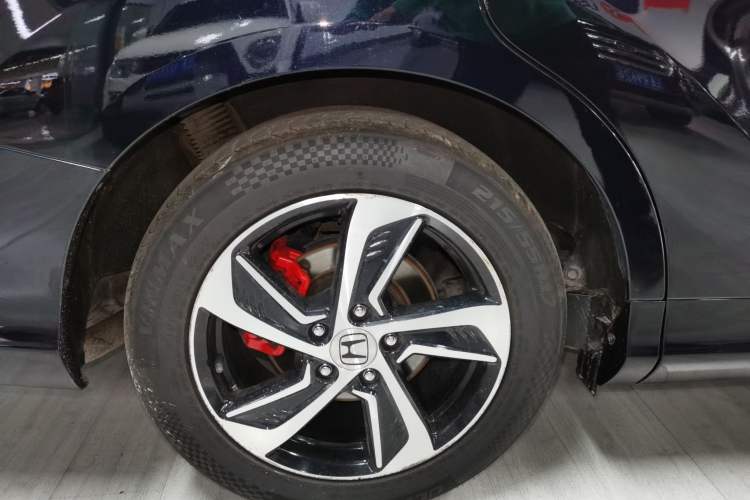 Used Honda Odyssey 2015 Revised Version 2.4L Supreme Edition
