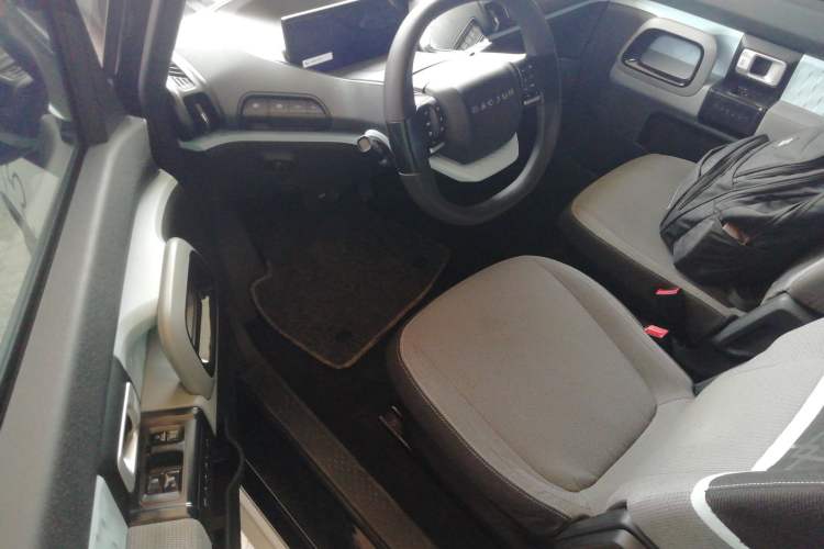 Used Baojun E300 2020 Plus Interstellar Smart Edition
