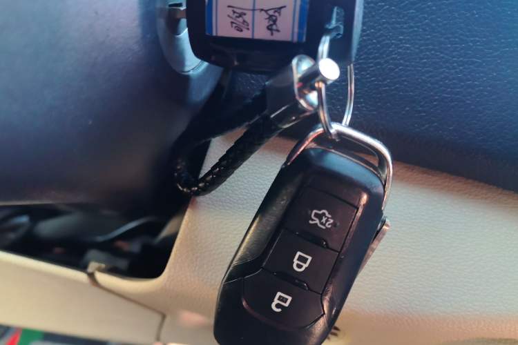 Used Ford Escort 2015 1.5L Automatic Comfort Edition Vehicle Key