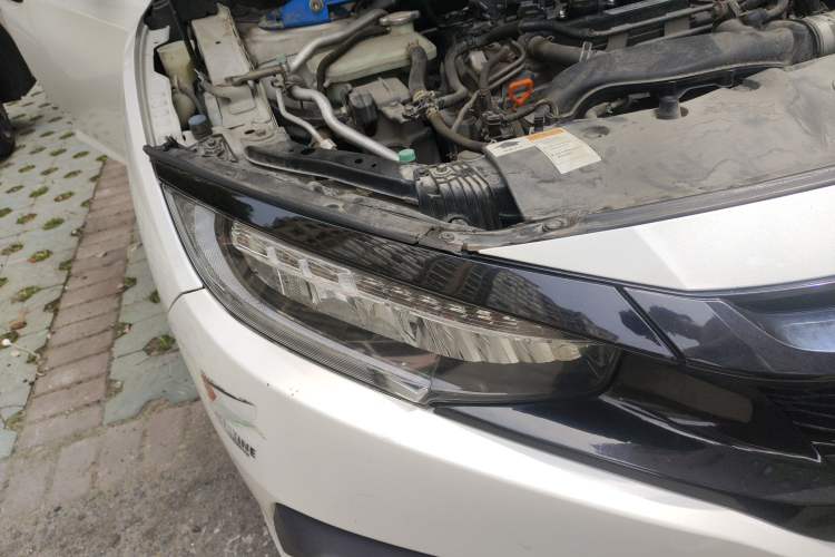 Used Honda Civic 2016 220TURBO CVT Prestige Edition
