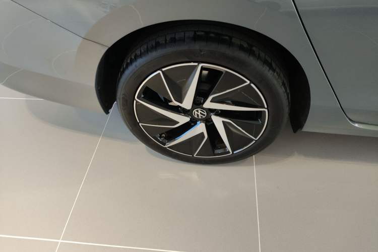 Used Volkswagen Magotan 2024 380TSI DSG Prestige Edition DaMai Package