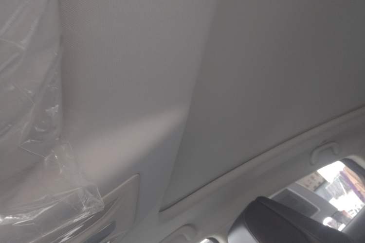 Used Changan UNI-K iDD 2024 ZhiDian iDD 1.5T 135km Smart Leading Model