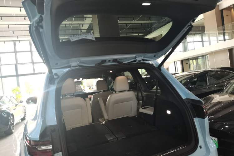 Used Li Auto ONE 2021 Extended-Range 6-Seater Version Trunk