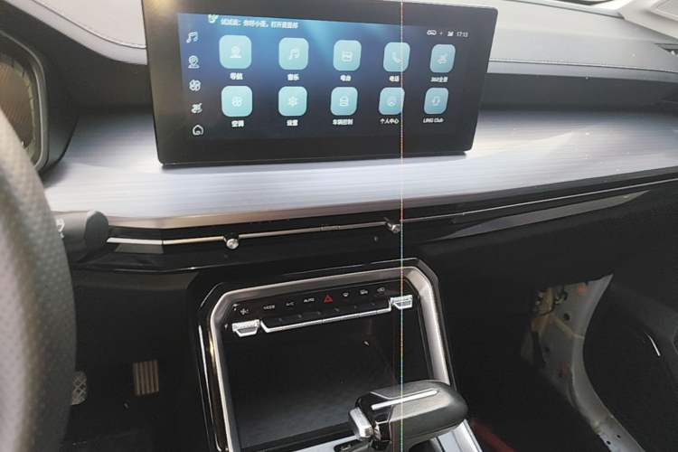 Used Wuling Asta 2021 1.5T CVT Star曜 Edition Audio And AC Panel