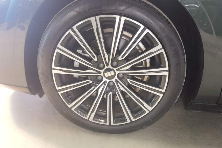 Used Geely Galaxy 8 2025 130km EM-P Starship Edition
