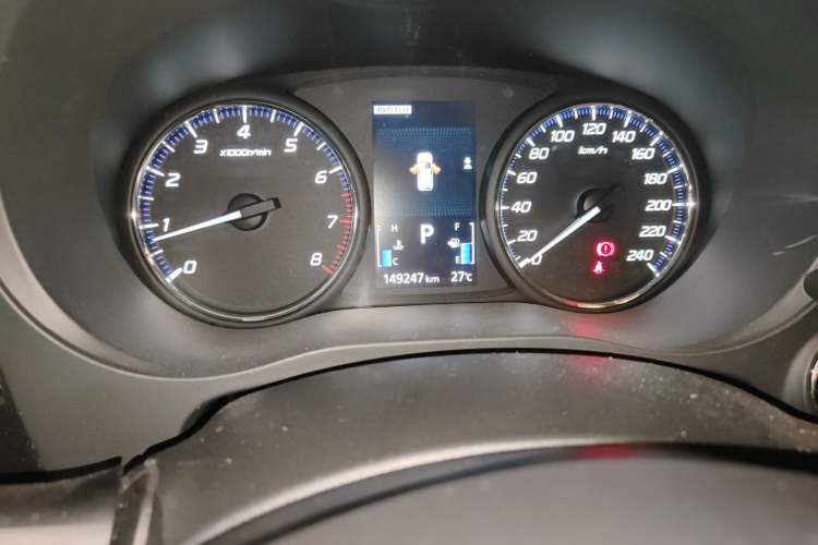 Used Mitsubishi Outlander 2018 2.4L 4x4 Luxury Edition 7-Seater
