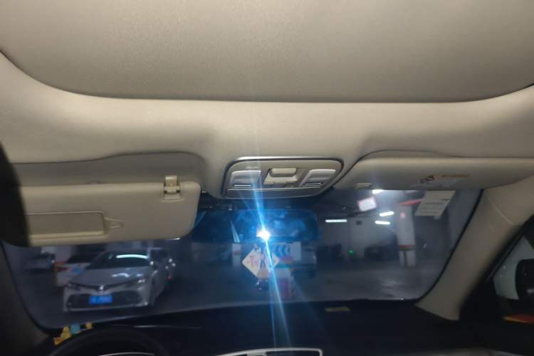 Used Geely Auto Emgrand X7 Sport 2020 1.8TD DCT Two-Wheel Drive Smart Connect 4G-Enabled Version