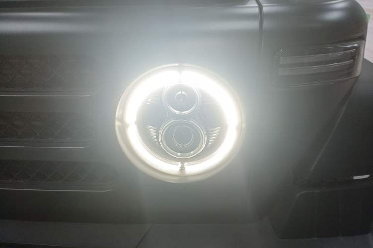 Used 212 T01 2024 2.0T Explorer
