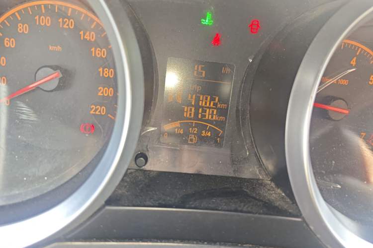 Used Brilliance H230 2012 1.5L AMT Elite Version