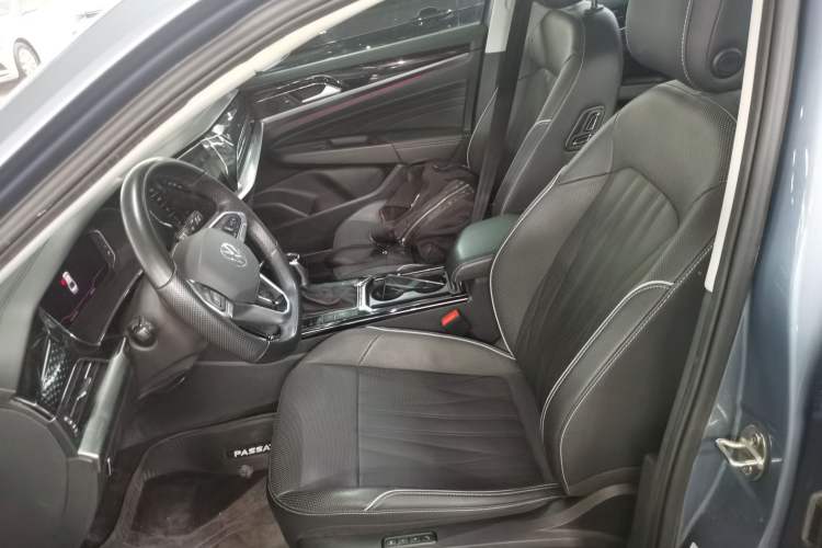 Used Volkswagen Passat 2022 330TSI Starry Luxury Edition