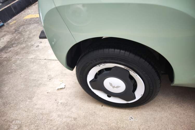 Used Wuling Hongguang MINIEV 2022 Macaron Premium Model – Lithium Iron Phosphate