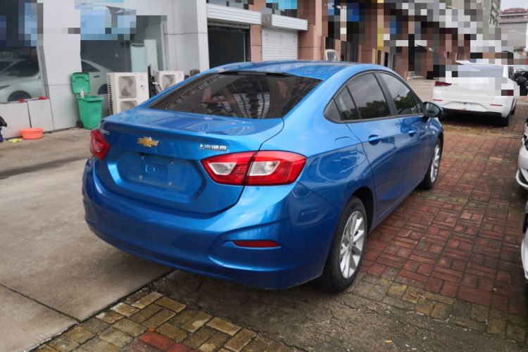 Used Chevrolet Cruze 2017 1.5L Automatic Pioneer Sunroof Edition