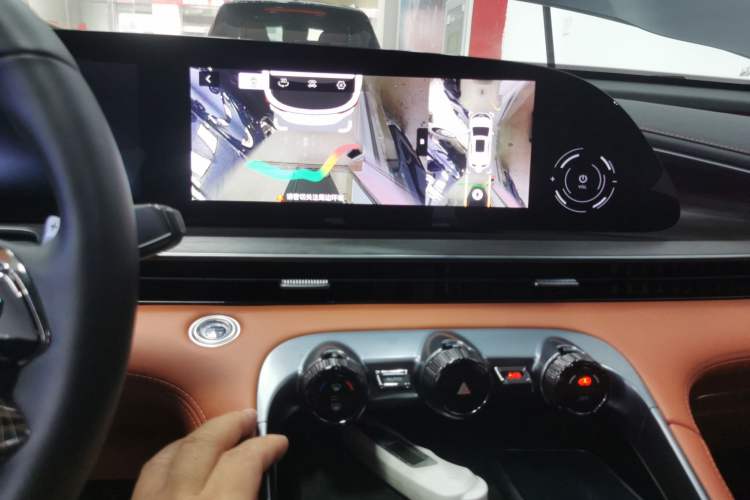 Used EXEED Lingyun 2025 300T Two-Wheel Drive Starry Edition